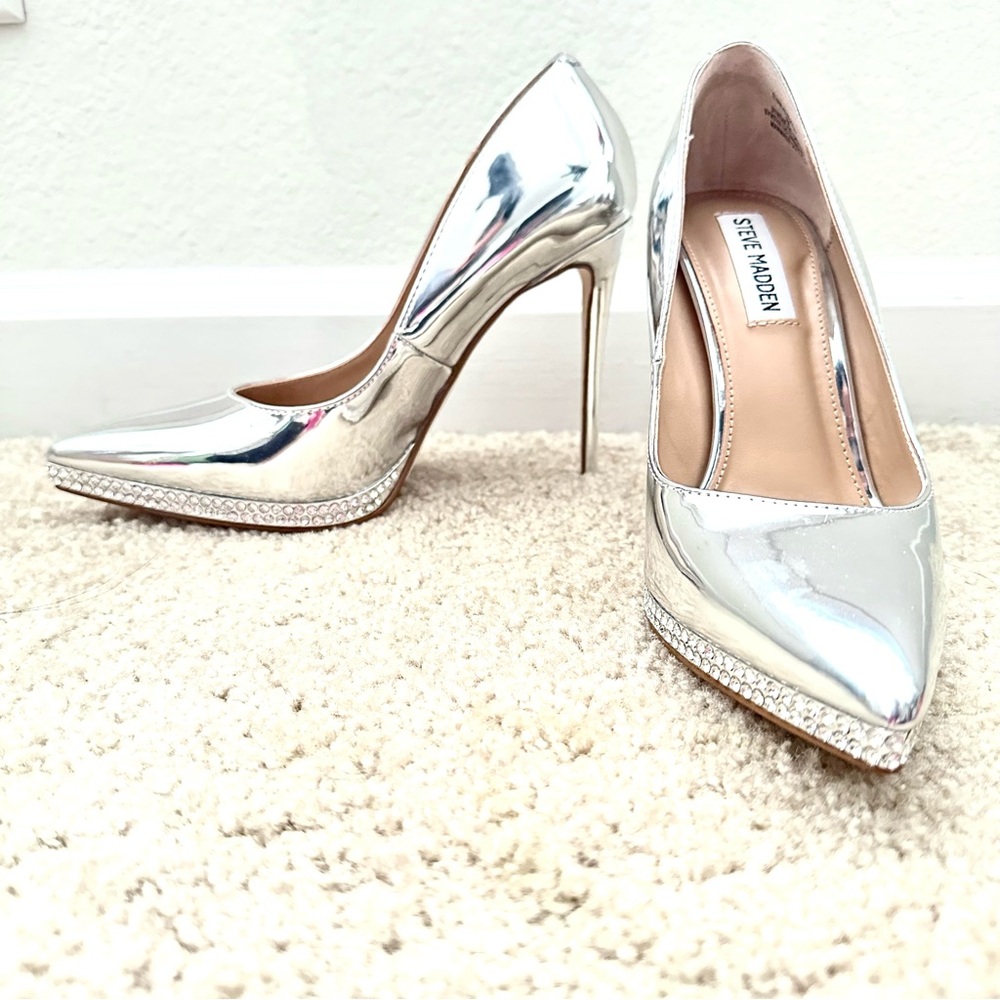 Silver Shiny Party Heels Steve Madden - Picture 3 of 8